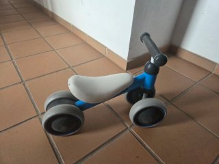 Bicicleta de equilibrio BAMMAX azul