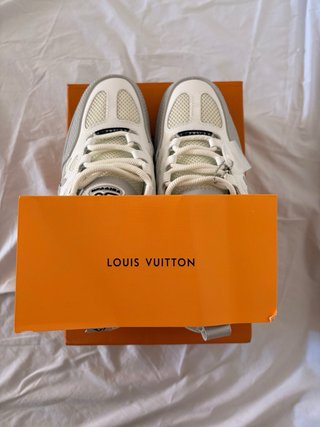 Louis Vuitton LV Skate grises