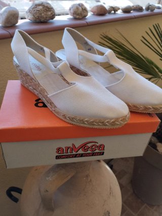 Zapatillas CAZADOS ANVESA Blancas