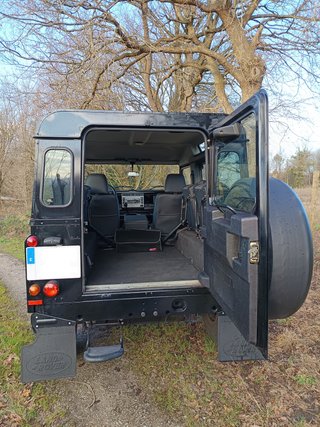 Land Rover Defender 2006