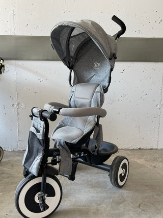 Triciclo evolutivo gris