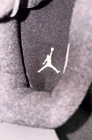 Jordan 4 Black Cat Talla 44