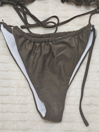 Bikini marrón