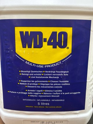 WD-40 Tanica 5 Litri con nebulizzatore da 1lt