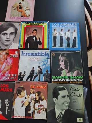 Lote de 28 singles vinilo pop/rock