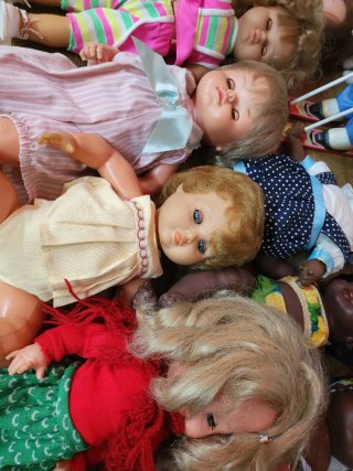 17 Muñecas Antiguas, 2 Porcelana