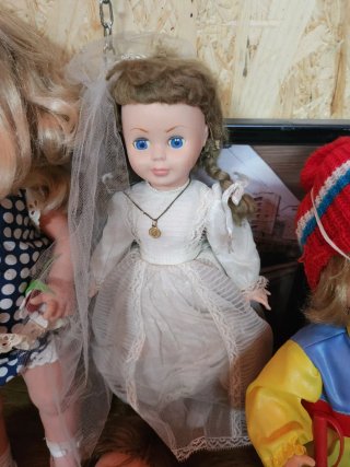 17 Muñecas Antiguas, 2 Porcelana