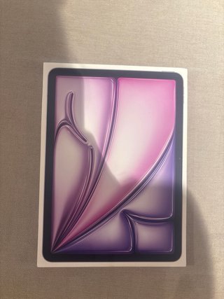 iPad Air Morado Nuevo con teclado magico