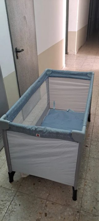 Cuna de viaje plegable