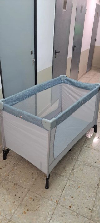Cuna de viaje plegable