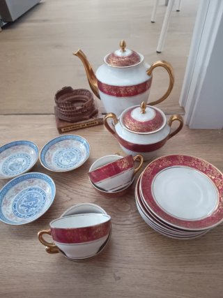 Juego de té porcelana oro y blanco