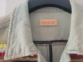 Chaleco vaquero Stradivarius L con abalorios