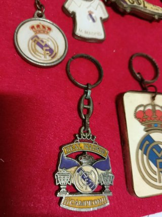 Lote 9 llaveros antiguos Real Madrid