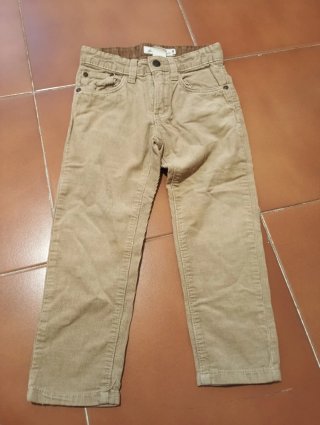 Pack Camisa Blanca y Pantalónes Niño