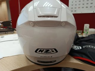 Casco de moto blanco NZI