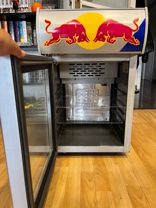 Nevera Red Bull Vintage