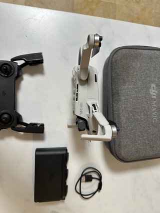 DJI Mavic Mini Drone + Accesorios