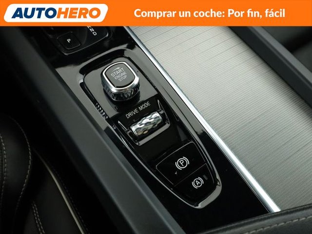 Volvo XC60 2.0 T6 Plug-in Hybrid R Design AWD