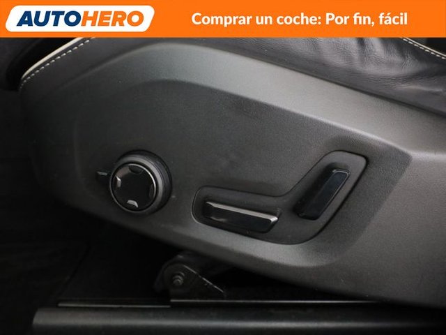 Volvo XC60 2.0 T6 Plug-in Hybrid R Design AWD