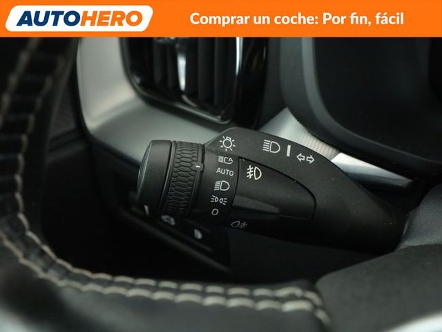 Volvo XC60 2.0 T6 Plug-in Hybrid R Design AWD