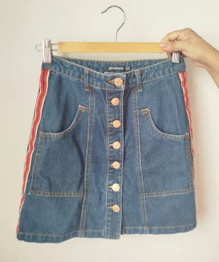 Falda vaquera Stradivarius con rayas