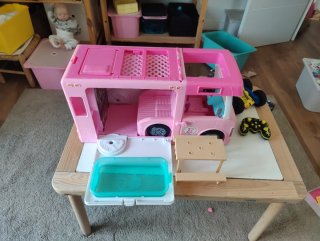 Caravana Barbie Completa