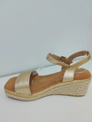 Sandalias cuña doradas 5cm