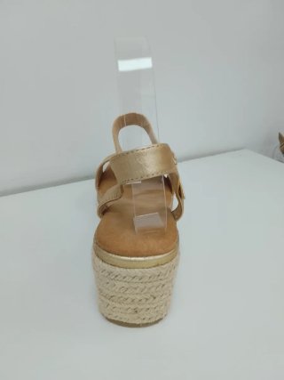 Sandalias cuña doradas 5cm