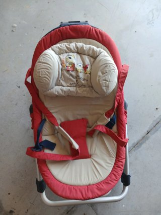 Tumbona para bebé con cojín y arnés