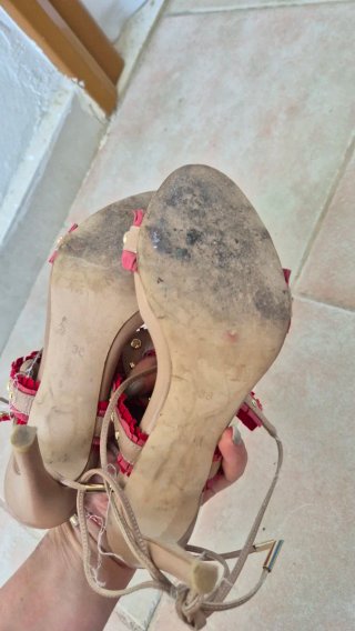 Sandali Pierucci Beige e Rosso con Borchie