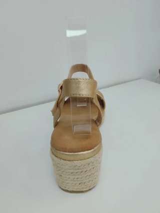 Sandalias cuña doradas 5cm