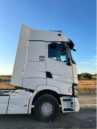 Camión Renault magnum 520T Blanco