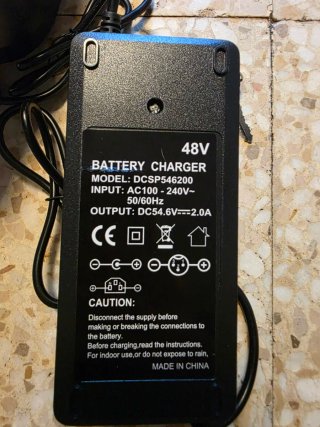 Batería y cargador bicicleta eléctrica 48V