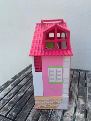 Casa de muñecas Barrigutas