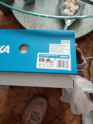 Zapatillas Hoka mujer rosa y blanco (1 uso).