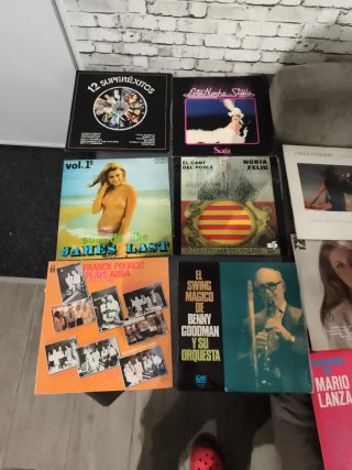 Lote 53 Vinilos lp y 9 singles