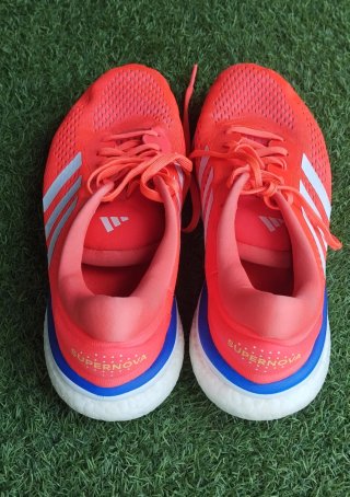 Adidas Supernova 2 Talla 45 1/3 naranjas