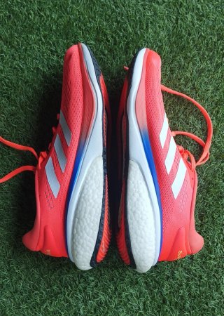 Adidas Supernova 2 Talla 45 1/3 naranjas
