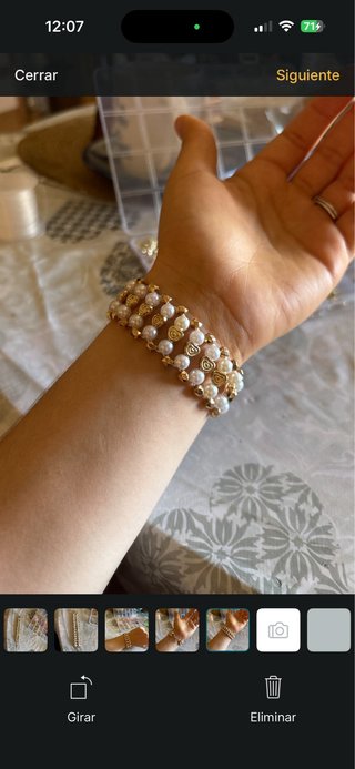 Pulsera hecha a mano perlas y oro
