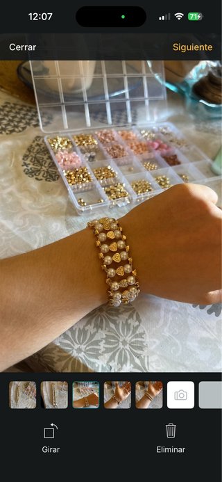 Pulsera hecha a mano perlas y oro