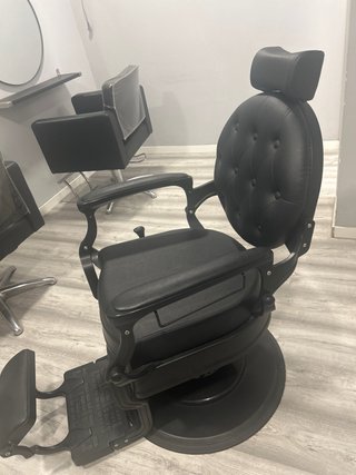Sillon de barbero nuevo negro