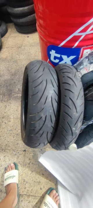 Pareja de Neumáticos Moto Bridgestone batllax T31