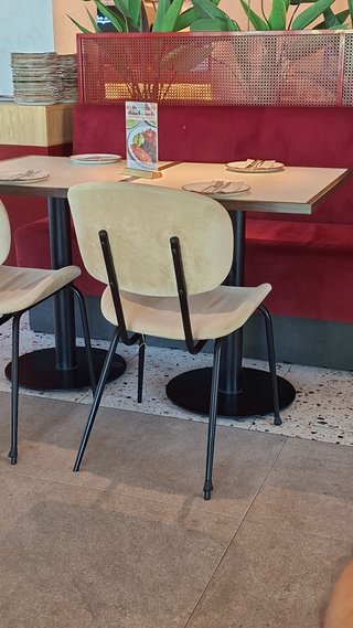Silla Diseño Moderno Madera Clara