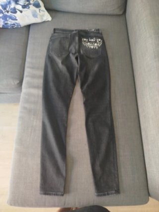 Pantalón Jean Negro Guess Talla XS (24)