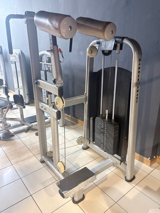 Máquina de gimnasio multifuncional
