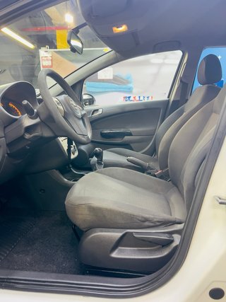 Opel Corsa 2010