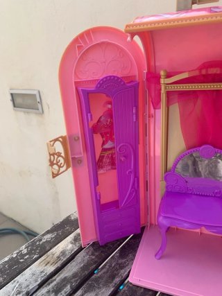Casa plegable rosa de Barbie
