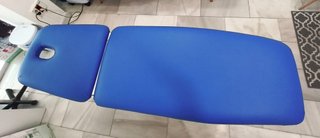 Camilla de masaje azul articulada