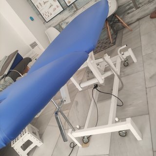 Camilla de masaje azul articulada
