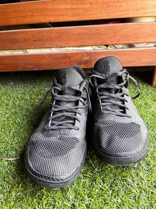 Nike Kyrie Flytrap Talla 45 - Excelente Estado